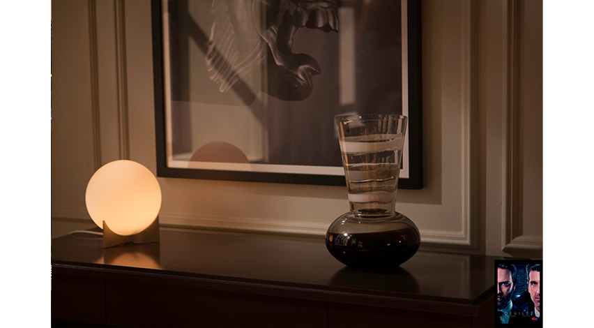 OSCAR | THE ICONIC TABLE LAMP FEATURED IN THE SKY SERIES DEVILS